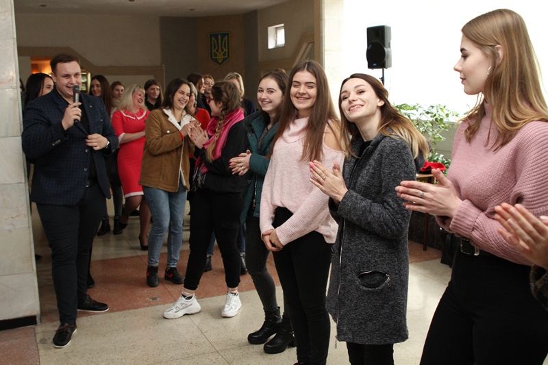 Ну що, поспіваємо